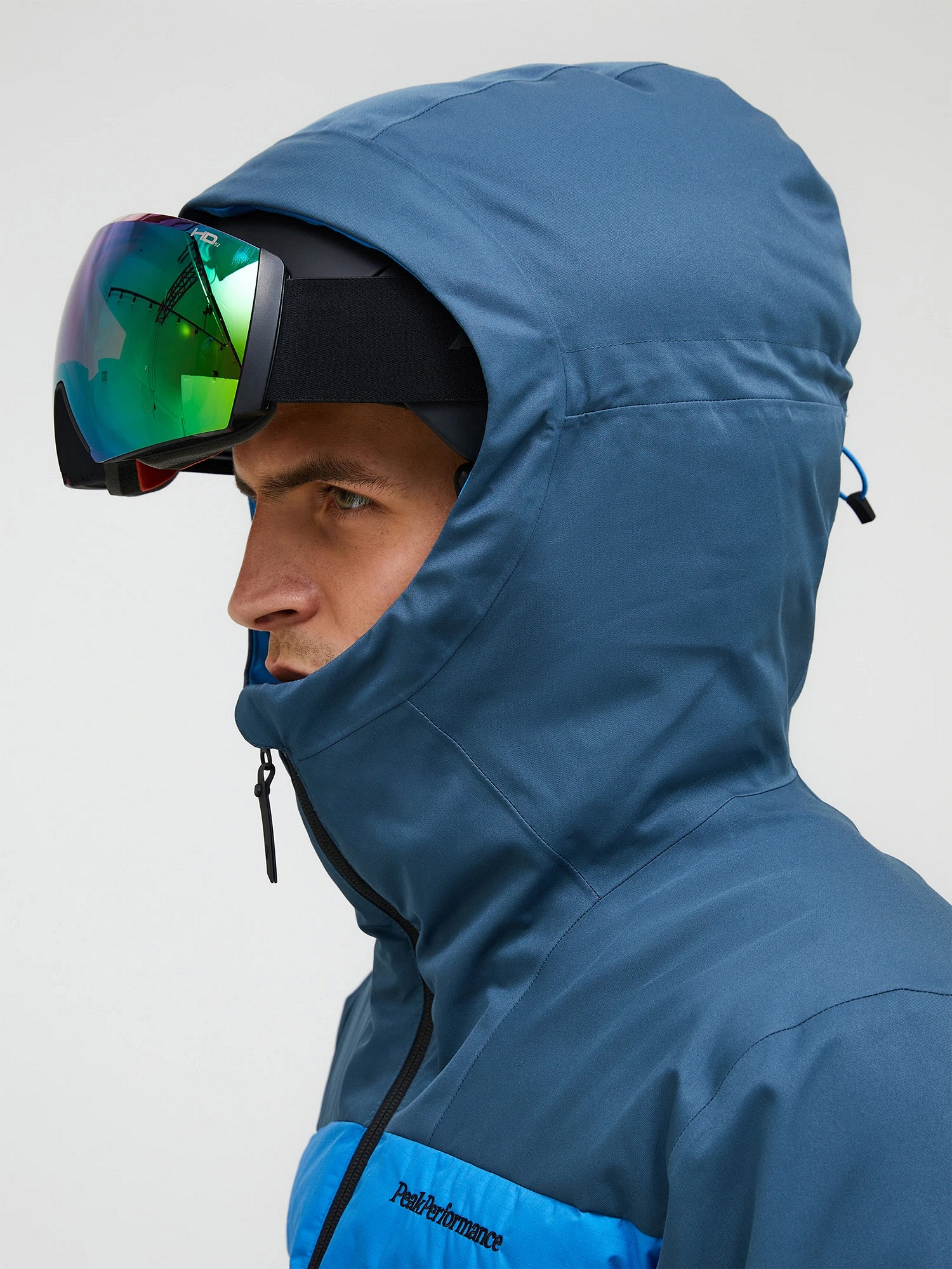 M Shred Down Jacket (FW25) - Peak Performance Whistler